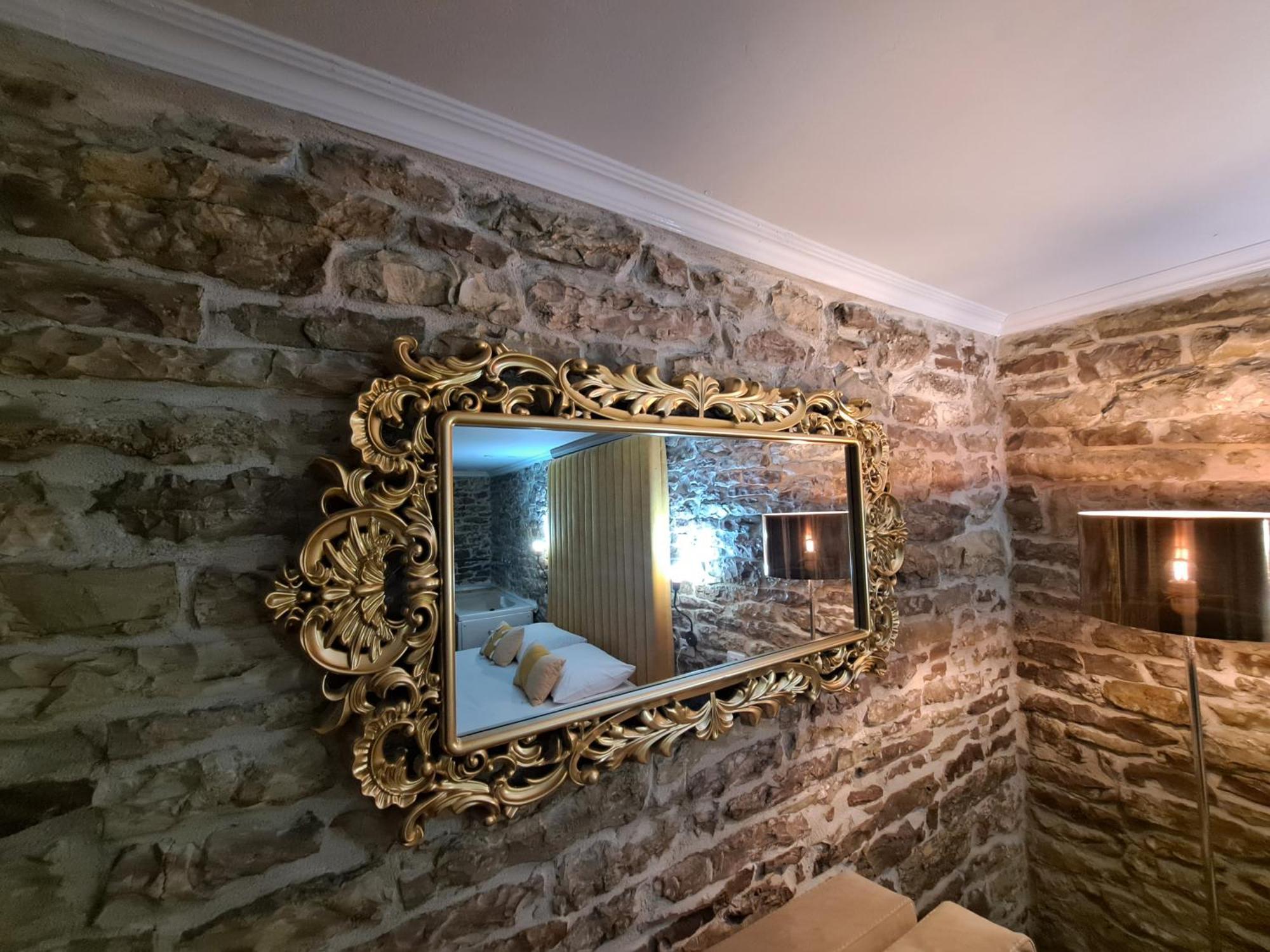 "Villa 70" Guesthouse ジロカストラ エクステリア 写真